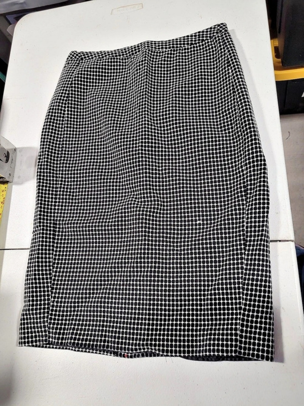 Merona Geometric Pencil Skirt in Black & White Size 2 Like New
